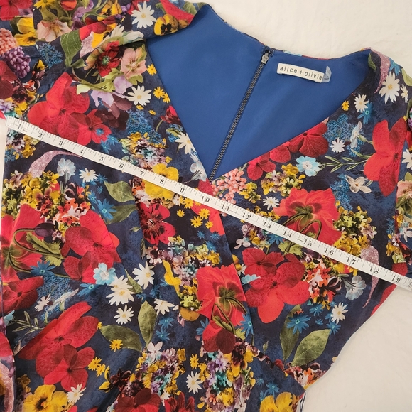 Alice + Olivia Floral Balloon Sleeve Kerri Bishop Dress Tie V-neck Silk Sz 6 - Picture 11 of 16